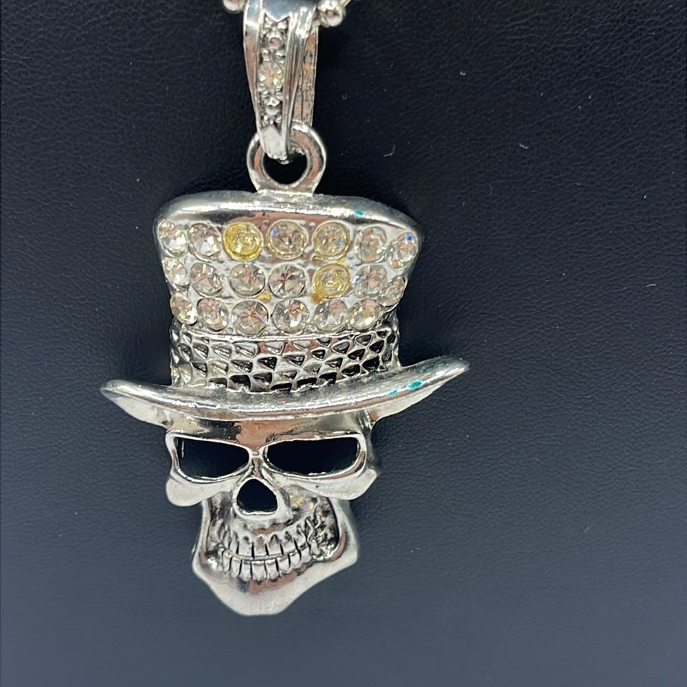 Skull Rhinestones Top Hat Oversized Necklace Goth Halloween Ball Necklace